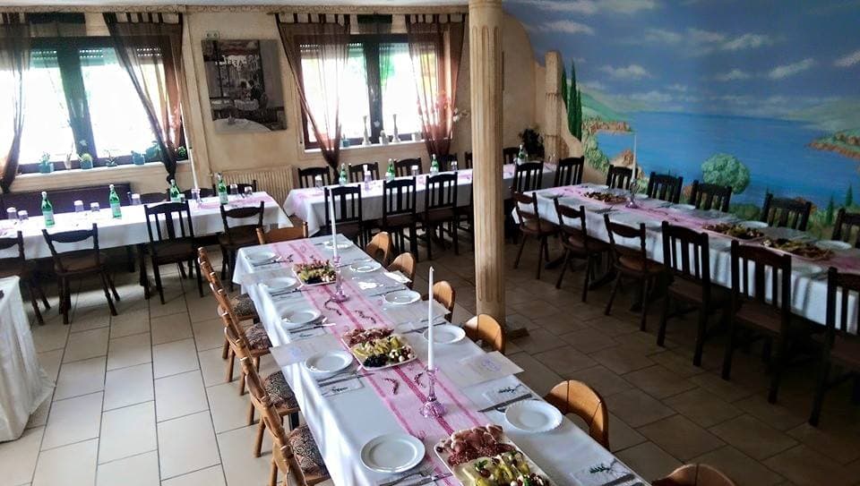 Innenraum der Pizzeria Da Lori in Babenhausen